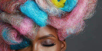 La teinture naturelle pour les cheveux : Réalité ou fiction ? Crüe Cosmetics